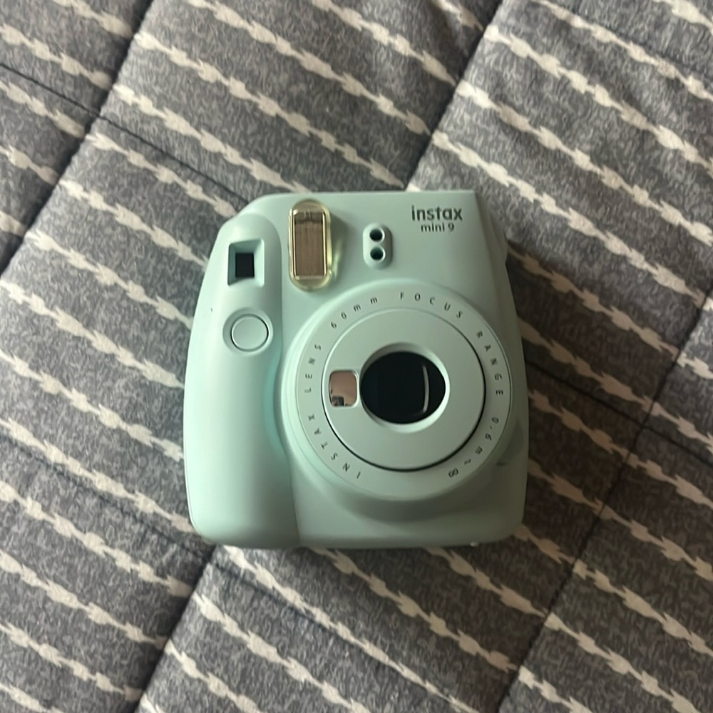FUJIFILM Istax mini 9 camera